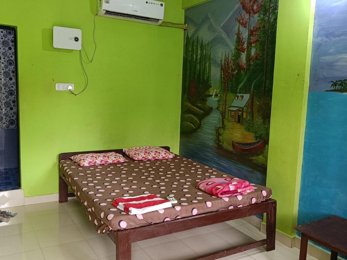 Est Hem Guesthouse อารัมบล ภายนอก รูปภาพ